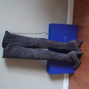 STUART WEITZMAN Thigh high ALLLEG boots.